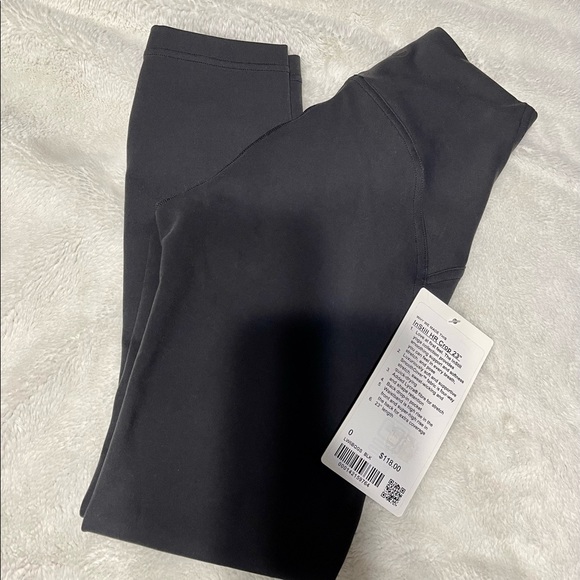 Lululemon legging - Picture 2 of 3
